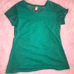 Green shirt with lace back